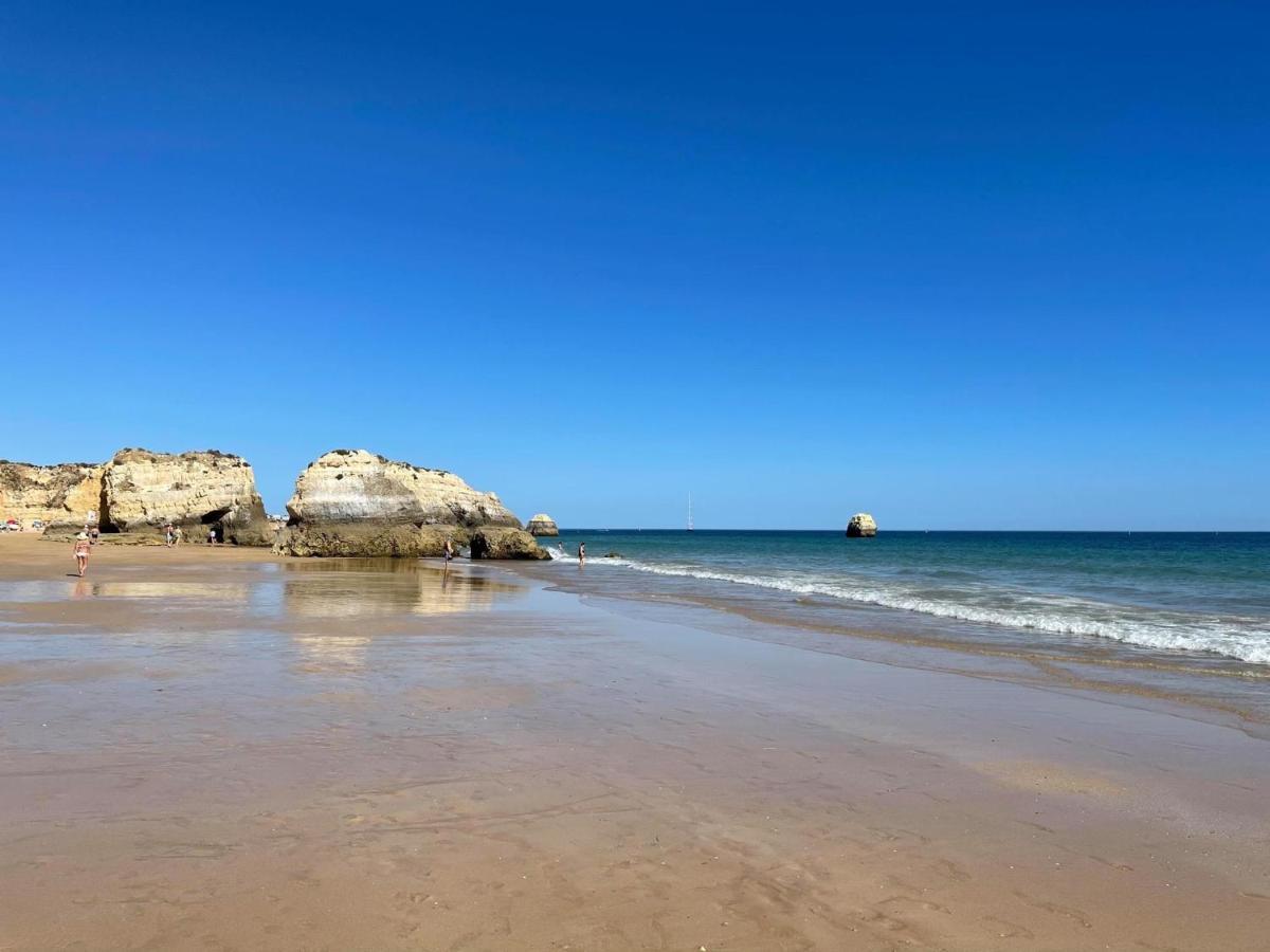 Apartamento Elegante Com Garagem E Piscina Na Praia Da Rocha Portimao Bagian luar foto