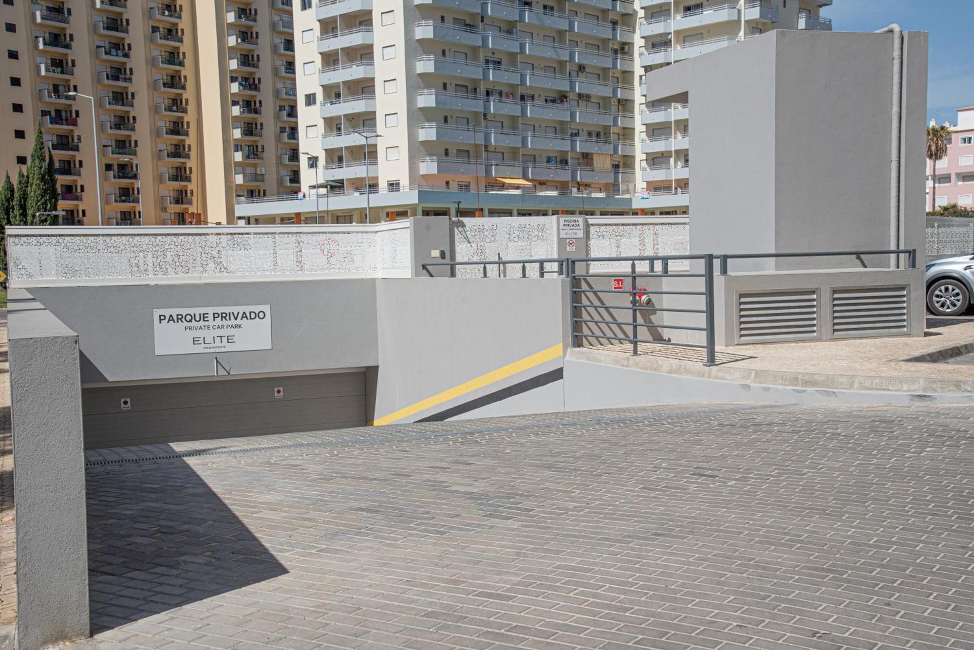 Apartamento Elegante Com Garagem E Piscina Na Praia Da Rocha Portimao Bagian luar foto